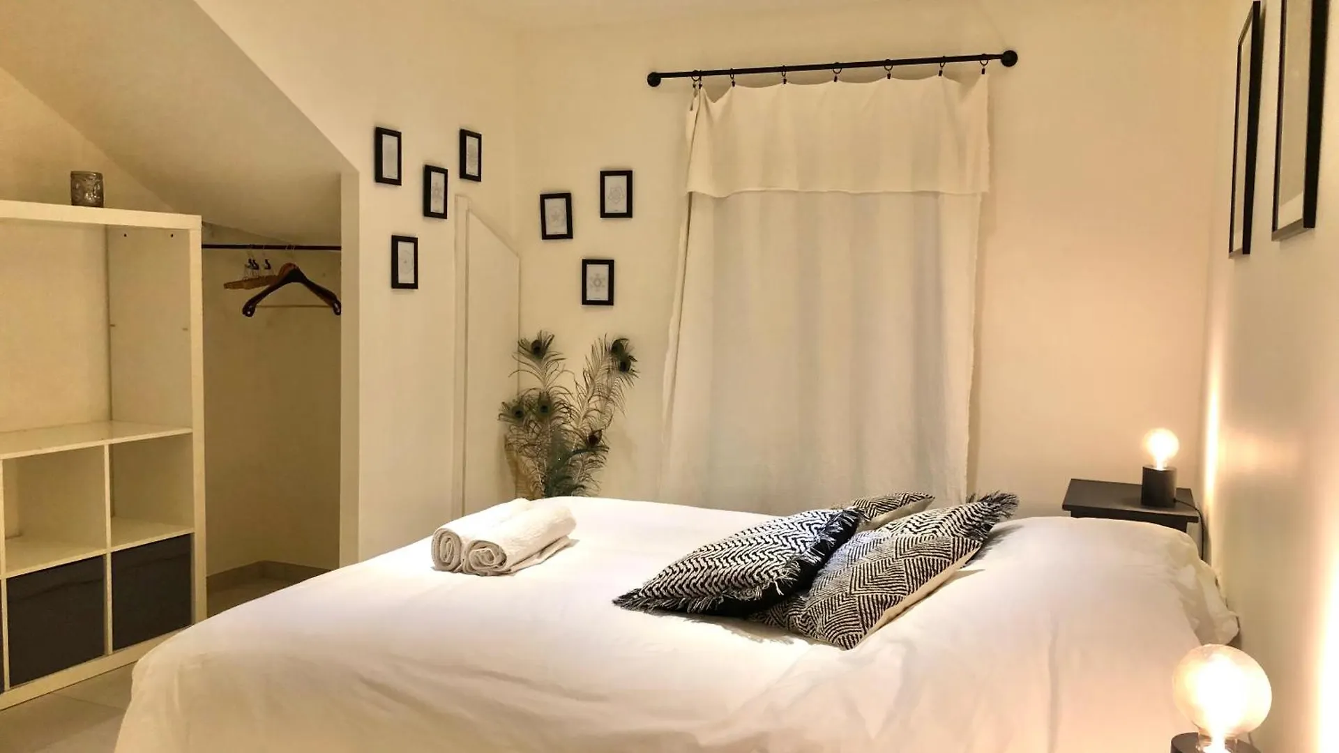 Holiday home The Hope, Suite Privee Au Sein D'Une Maison Avec Piscine Aix-en-Provence